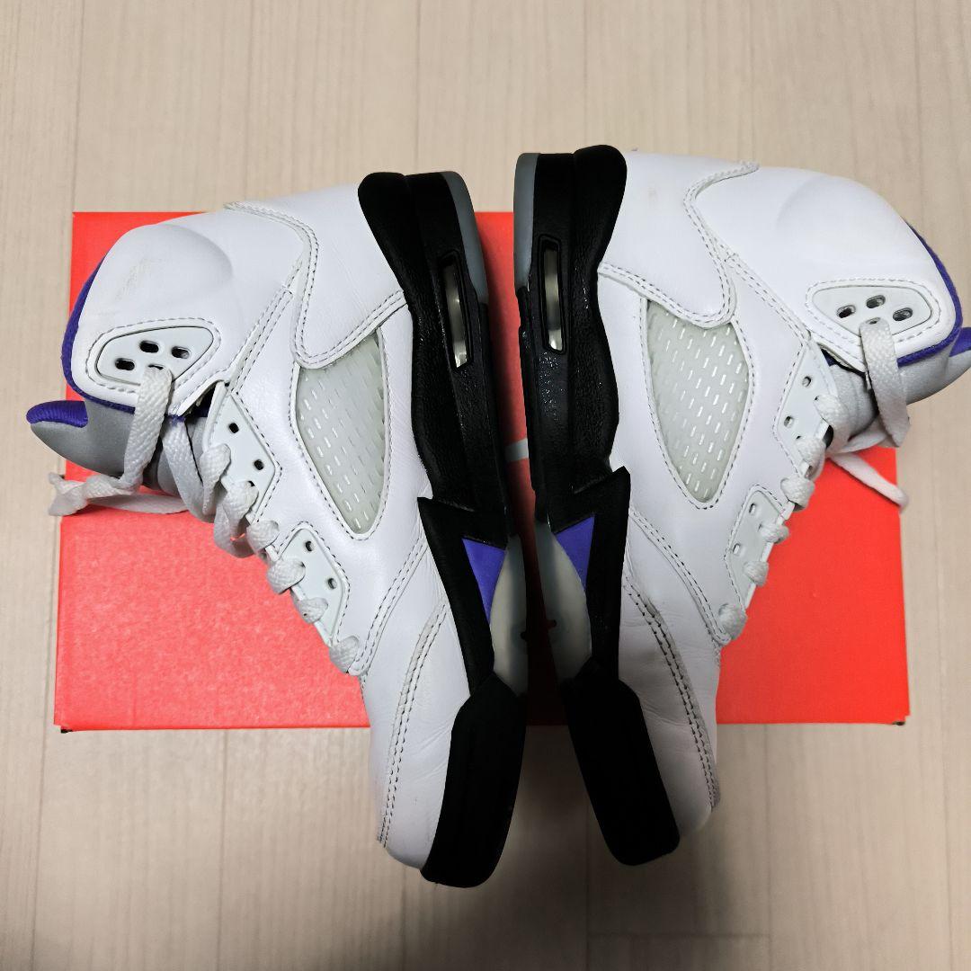 エアジョーダン5 レトロ　 ホワイト/パープル