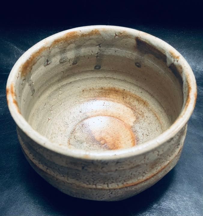 究極の美◼️蔵からダイヤモンドの様に美しくカットされた抹茶茶碗が出てきました。