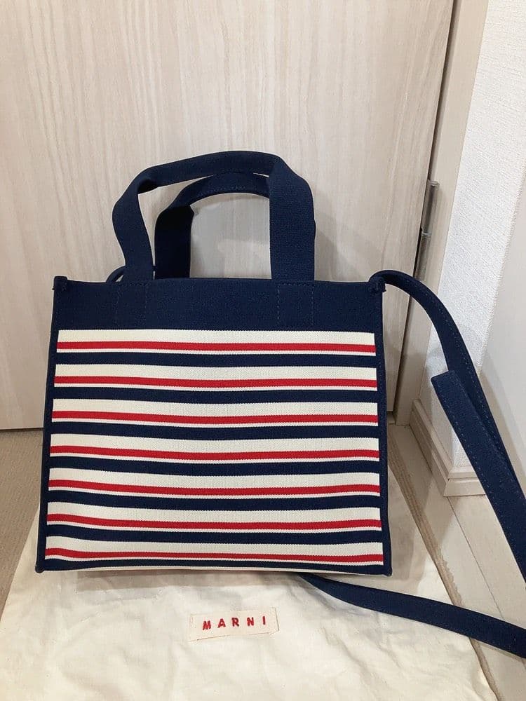 美品　MARNI マルニ　ジャガード　ボーダー　ハンドトートショルダーバッグ