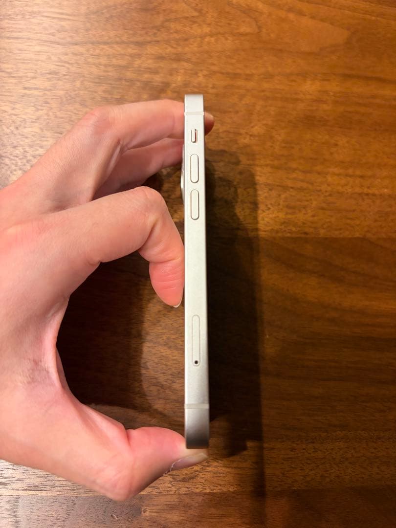 【美品】Apple iPhone 13 mini Starlight 本体
