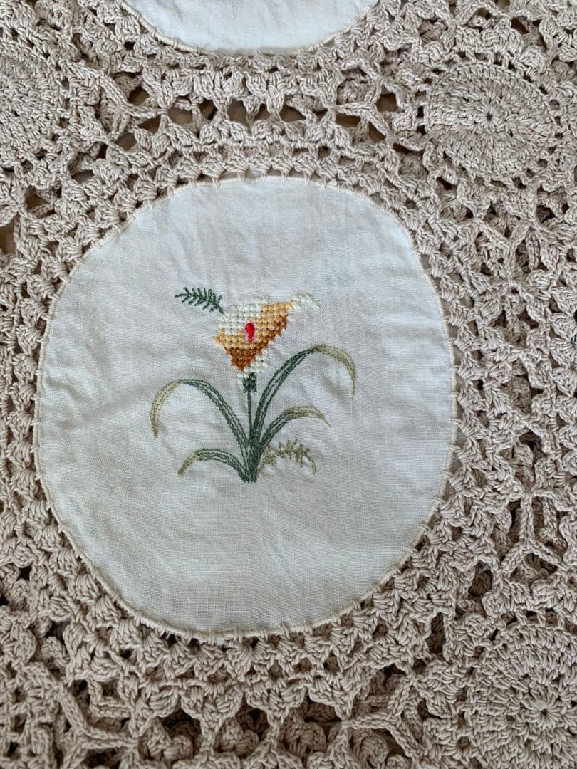 メイ(2枚まとめ)アンティーク　レースとクロスステッチ刺繍テープ ルクロス