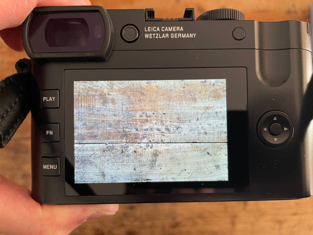 デジタルカメラ leica Q2