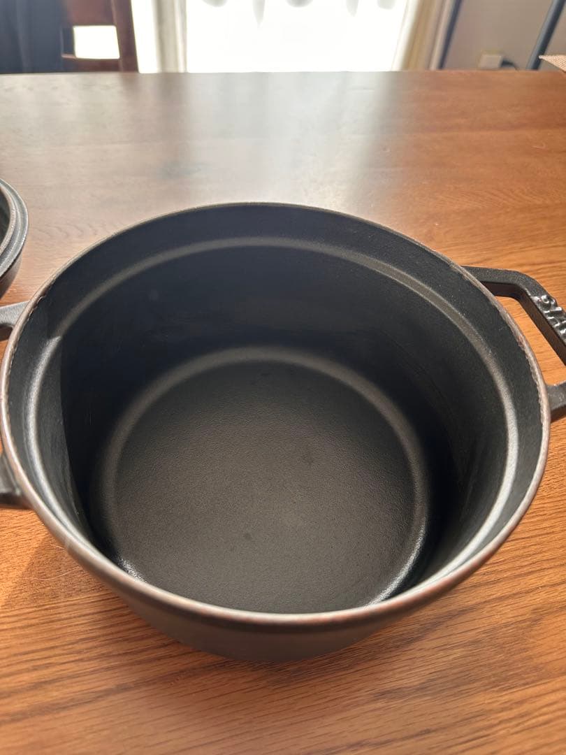 STAUB 鋳鉄製 20cm ブラック