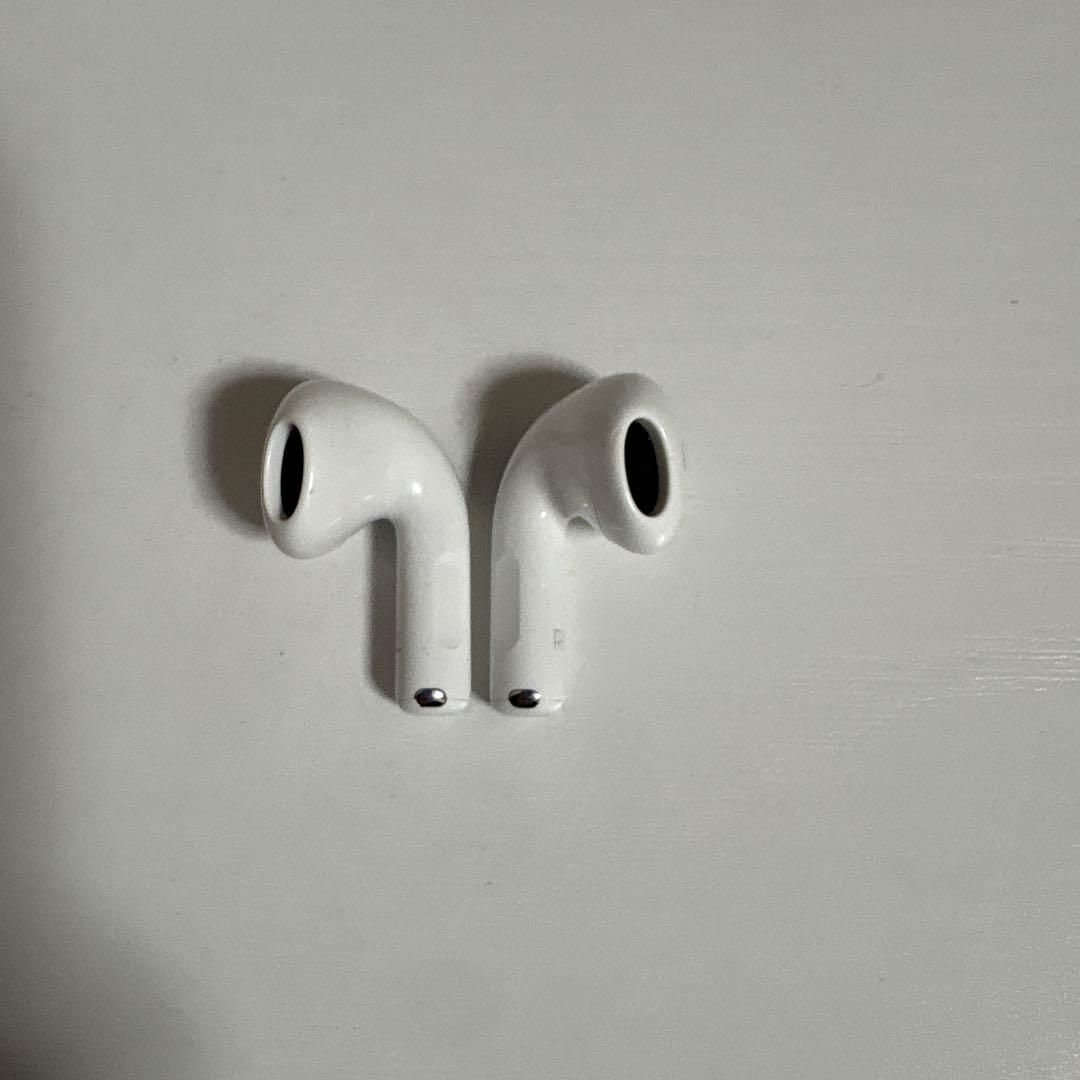 Apple AirPods 4 エアポッツ4 アクティブノイズキャンセリング