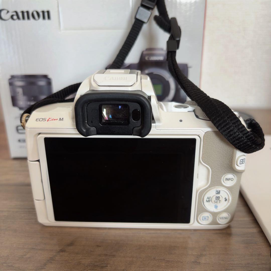 Canon kiss M ダブルレンズキット 箱あり