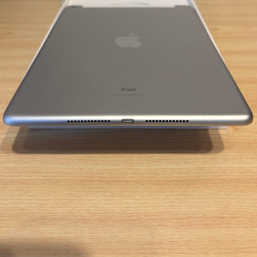 【美品】Apple iPad 第7世代 Wi-Fi+Cellular 32GB