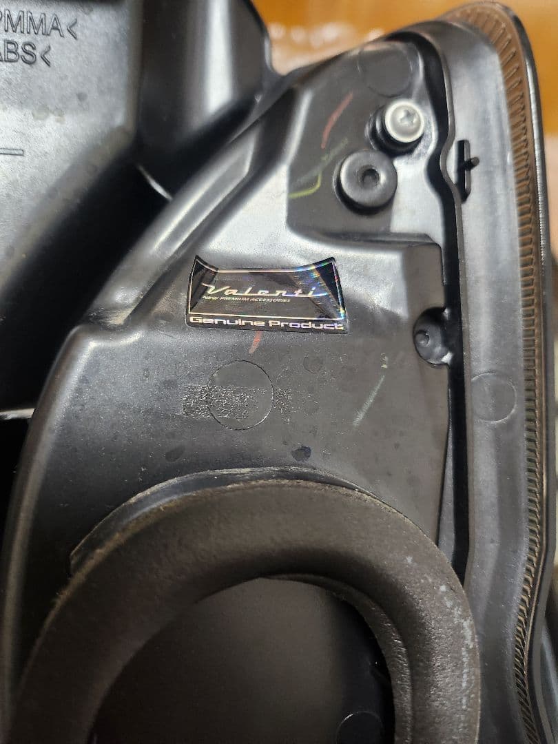 j-81　ハイエース　テールランプ　シグマ