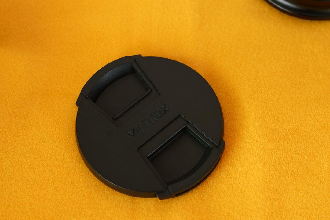 VILTROX AF 16mm F1.8（ソニーE用/フルサイズ対応） 【美品】