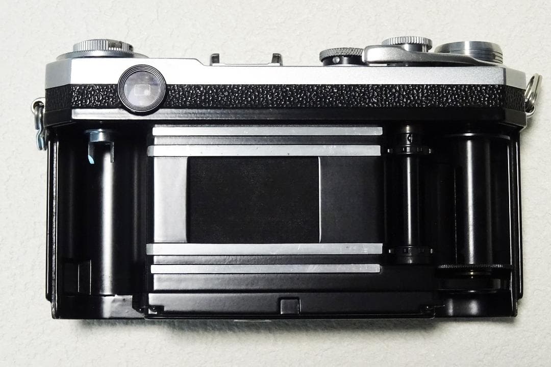 フィルムカメラ Nikon S2 / NIKKOR 50mm f/2 付