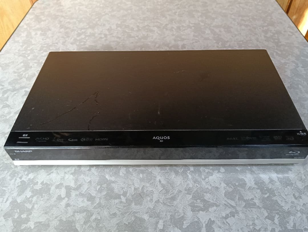SHARP　2番組同時録画可能　シャープ ブルーレイレコーダー　BD-W570