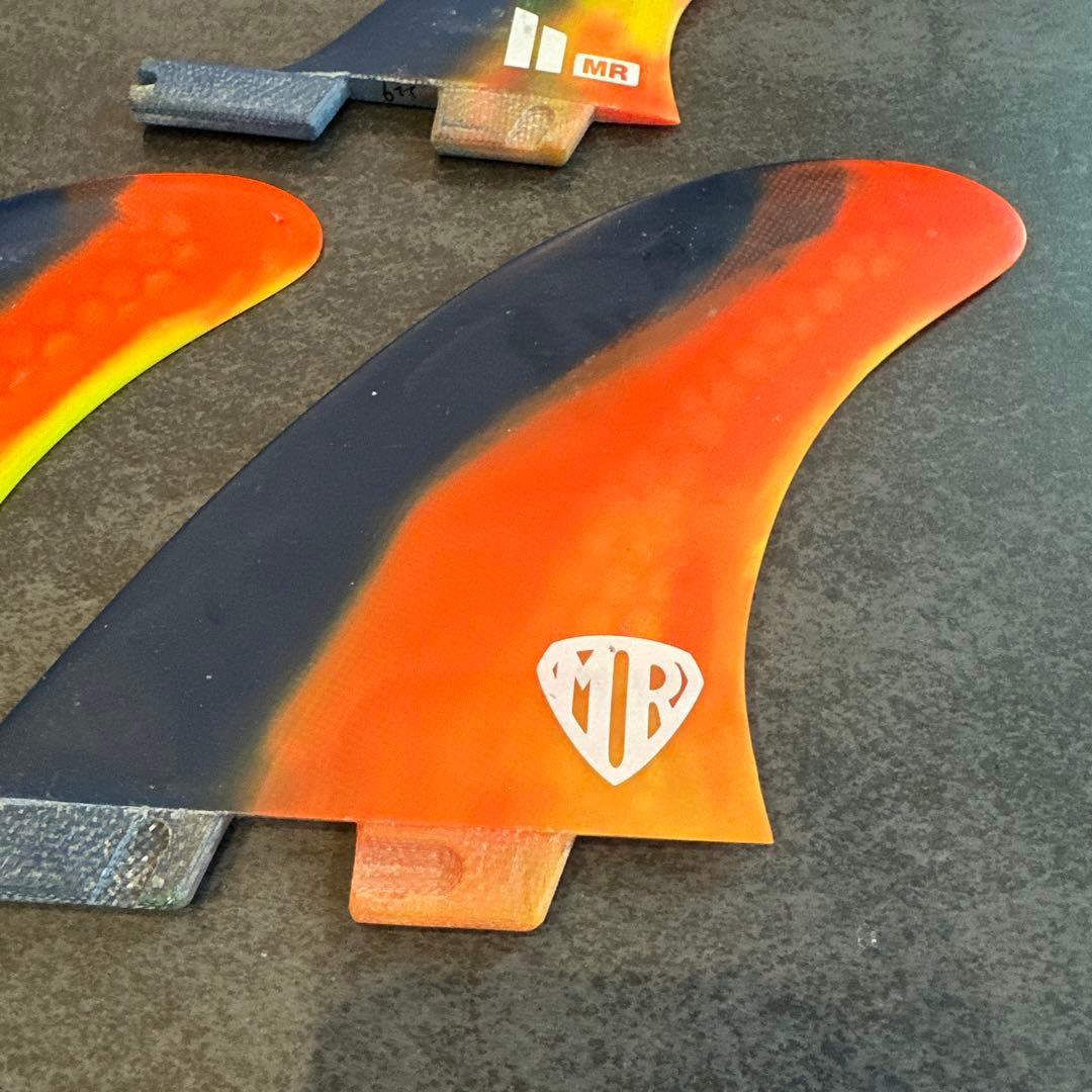 マークリチャーズツインスタビFCS II MR トライフィン ミディアムサイズ