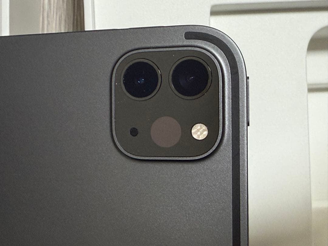 [美品]iPad Pro 11インチ 第三世代 wifiモデル