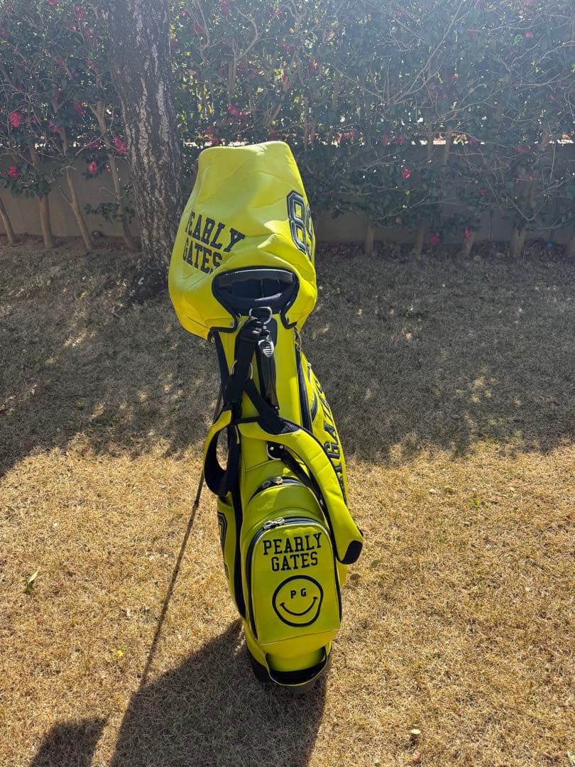 ゼクシオゴルフセット一式とパーリーゲイツバック