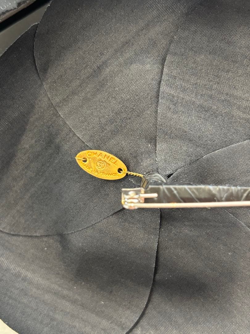 シャネル 新品同様 カメリア ブローチ 黒 シルク素材