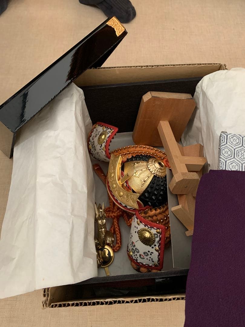 五月人形　兜　人形の秀月