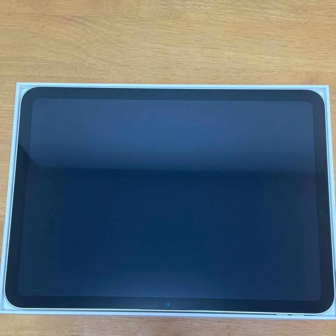 【美品】iPad (第10世代) 64GB Wi-Fiモデル