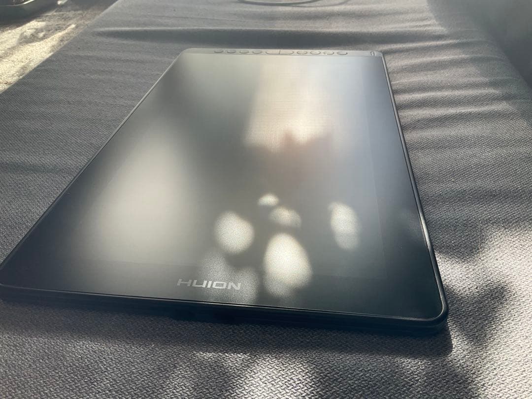 液タブ・ペンタブ HUION KAMVAS 16(2021)