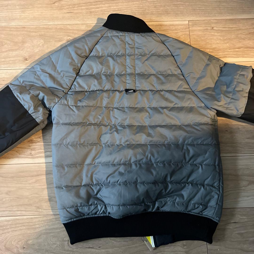 NIKE リバーシブル　ジャケット