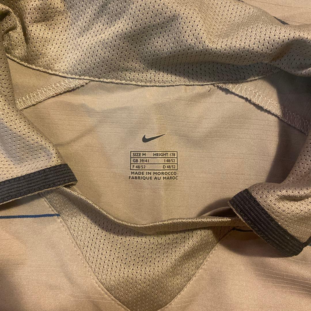 【値下げしました】Nike FC Barcelona ベージュストライプシャツ