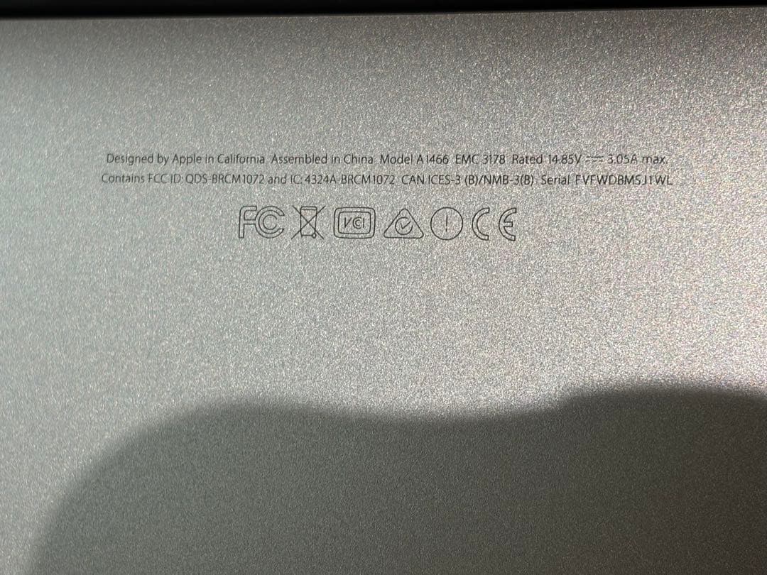 MacBook本体 MacBook Air 13-inch 2017 / 8GB / 256GB