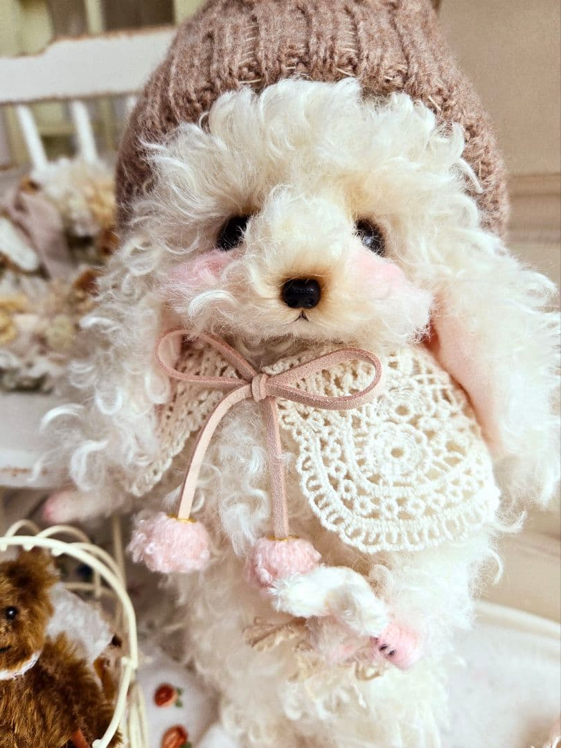 ミルク色のトイプードルちゃん毛糸のお帽子&ストールおめかしstyle テディベア