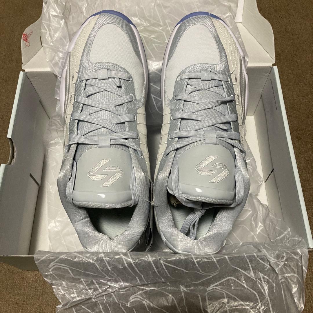 【未使用品】JORDAN LUKA4 ルカ4 PF II4370-100