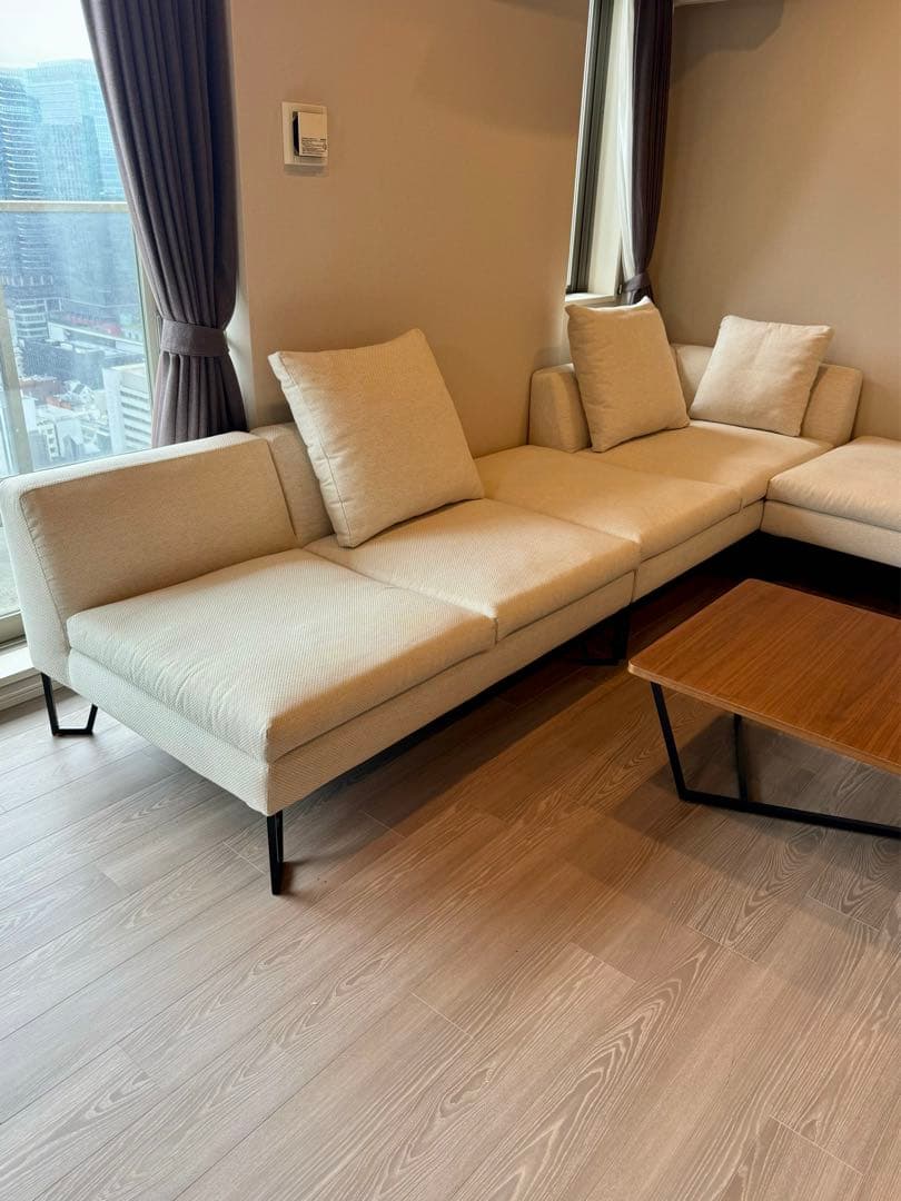 のぶ09です HUKLA フクラ FINANCIER ソファセット