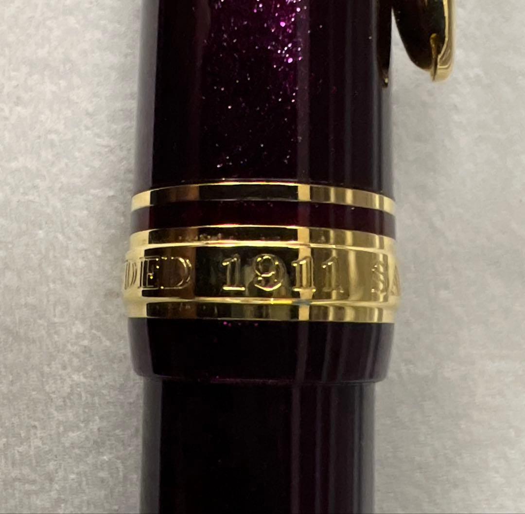 X’mas Sale‼️ SAILOR 創業記念 14K 金ラメ入りワインレッド