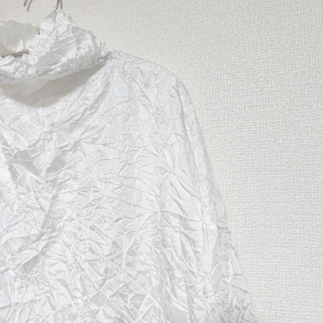 ISSEY MIYAKE イッセイミヤケ シワ加工　ハイネック　トップス
