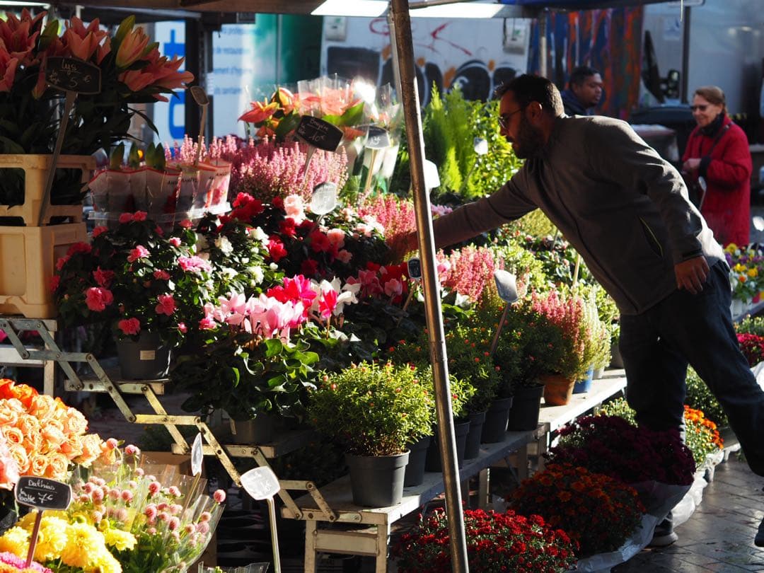 OLYMPUS 45mm f/1.8 単焦点レンズ