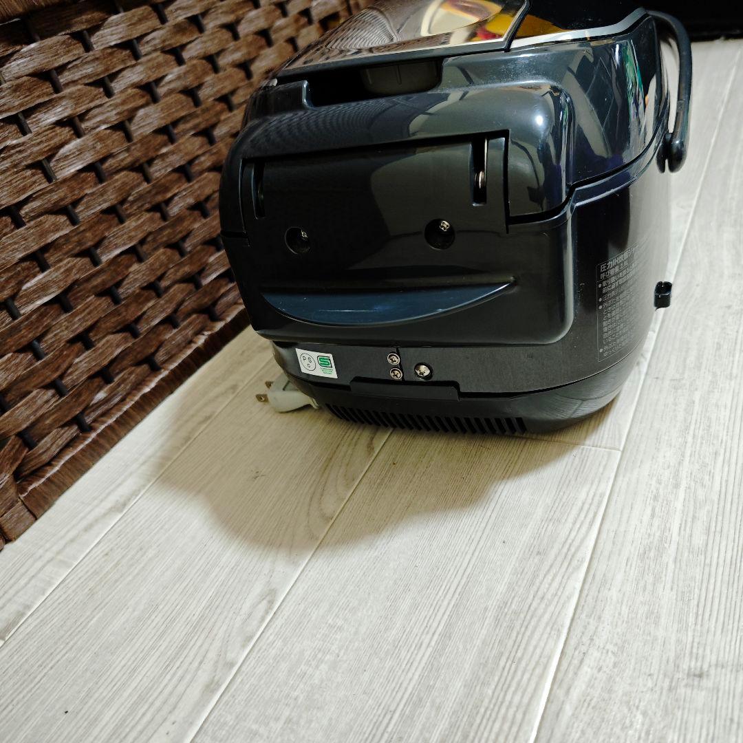 【送料込】象印 圧力IH炊飯ジャー 炊飯器 2022年 NW-TB10 5.5合