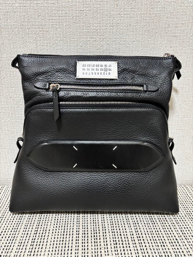 【美品】マルジェラ　5AC オールレザー　ショルダーバッグ　ブラック※値下げ不可