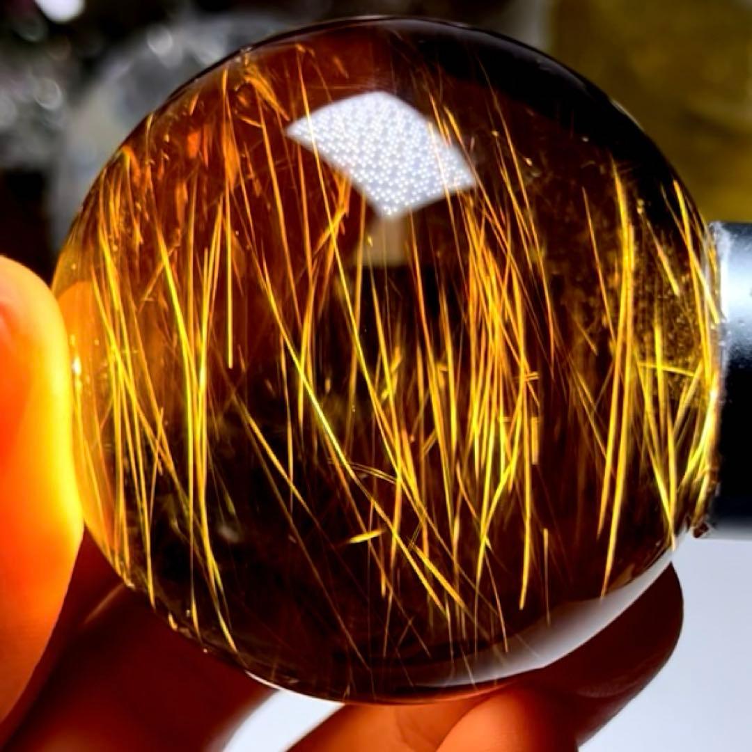 超絶綺麗　52mm ゴールドルチルクォーツ　丸玉 スフィア　金針水晶