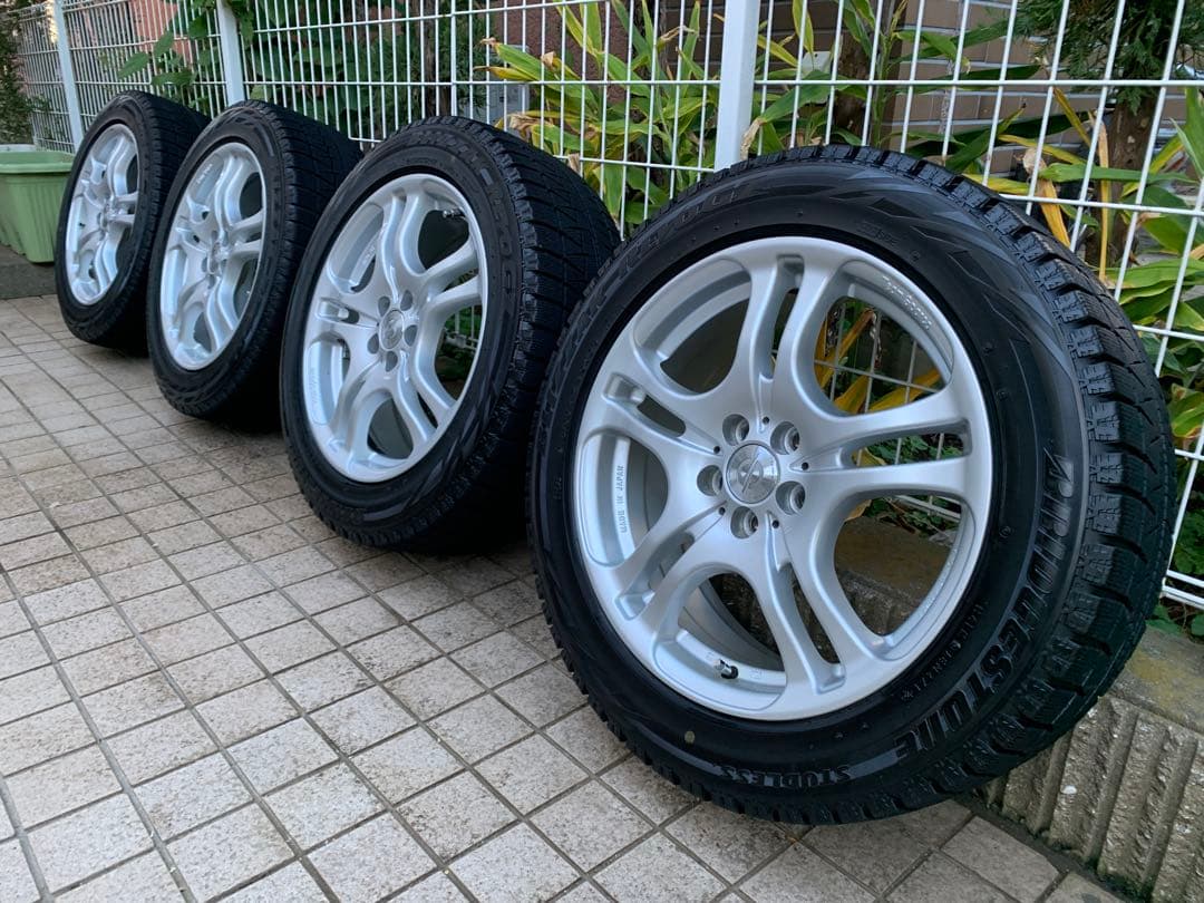 ブリヂストンスタッドレス215/55R17 Team Sparcoホイール