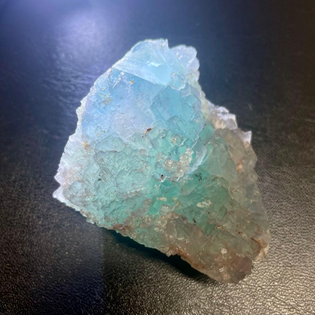 ドイツ産 黒い森 フローライト 蛍石 鉱物標本 原石 ①