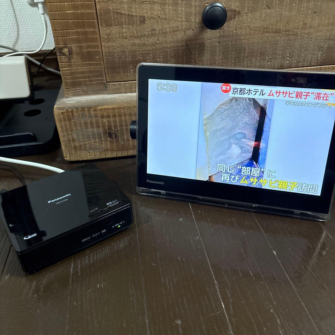 Panasonic UN-10N10D ポータブルテレビ