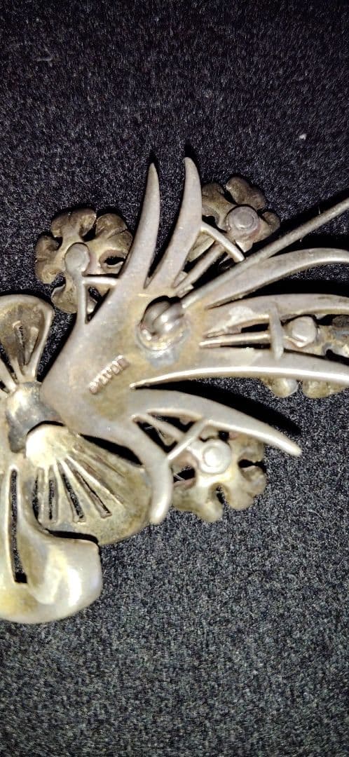 アンティーク、シルバーマーカサイトのブローチ