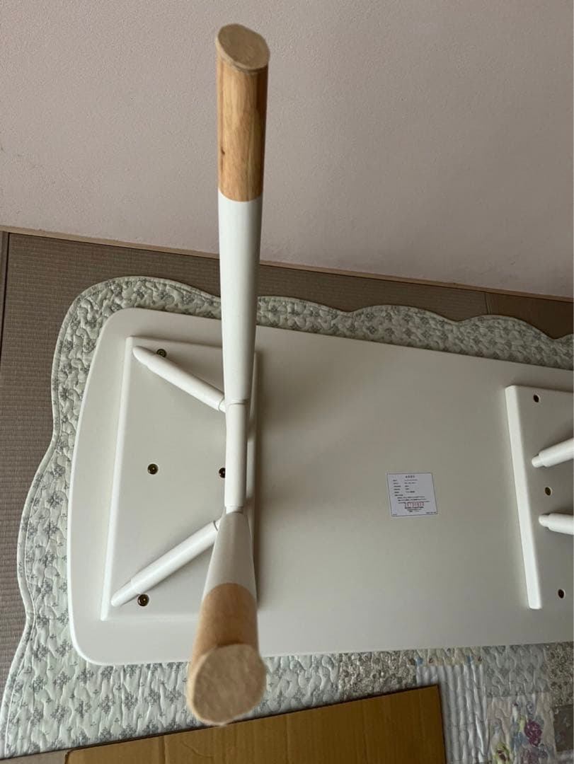 フランフラン　シャリテ　カフェテーブル