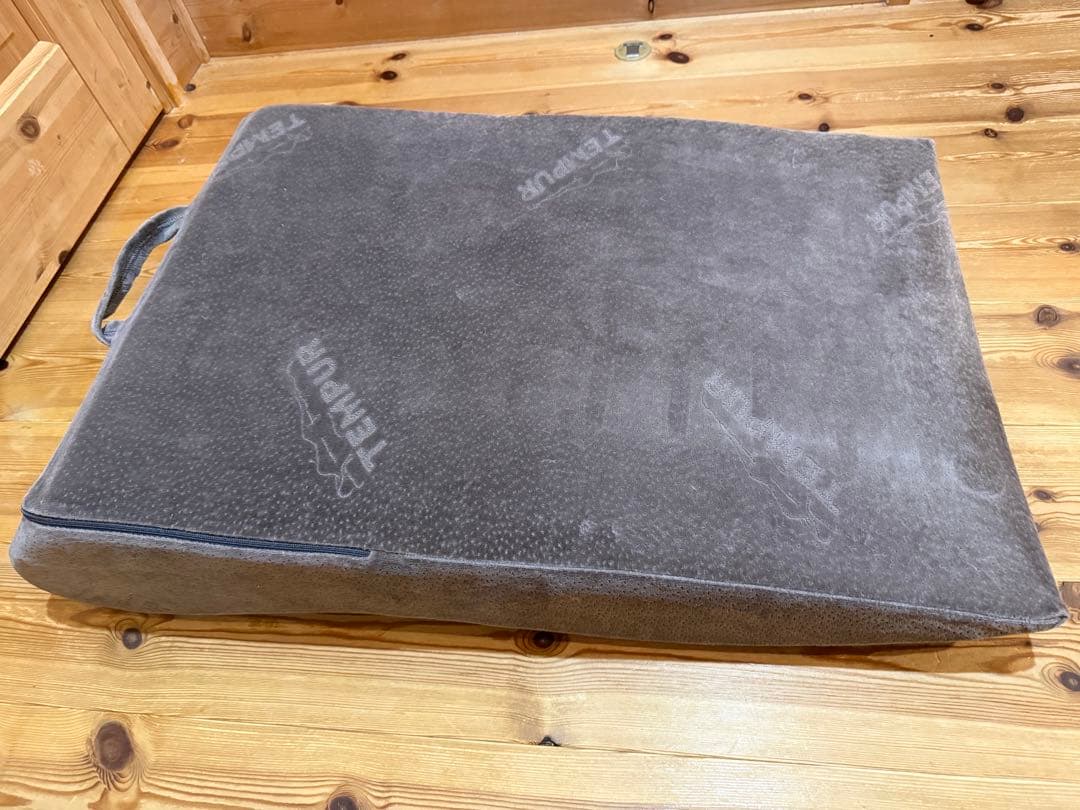 TEMPUR フットピロー ブラウン