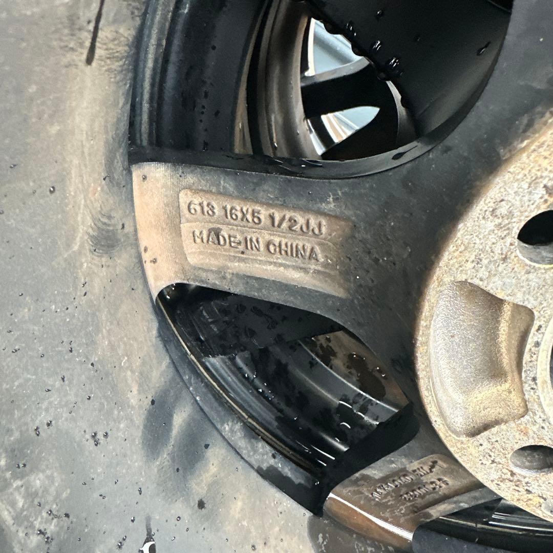 引き取り限定ジムニー用16インチ ブラック 5スポークホイールセット