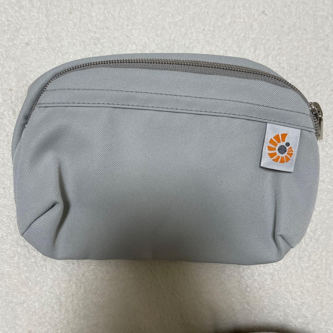 【てゃん】　エルゴベビー、抱っこ紐オムニブリーズ