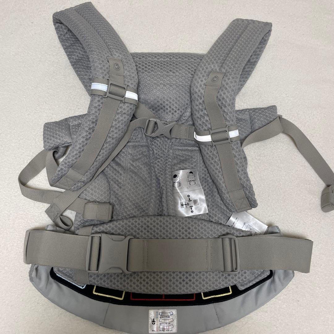 【てゃん】　エルゴベビー、抱っこ紐オムニブリーズ