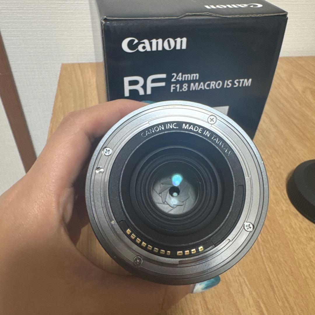 Canon RF24F1.8 MACRO IS STM 単焦点