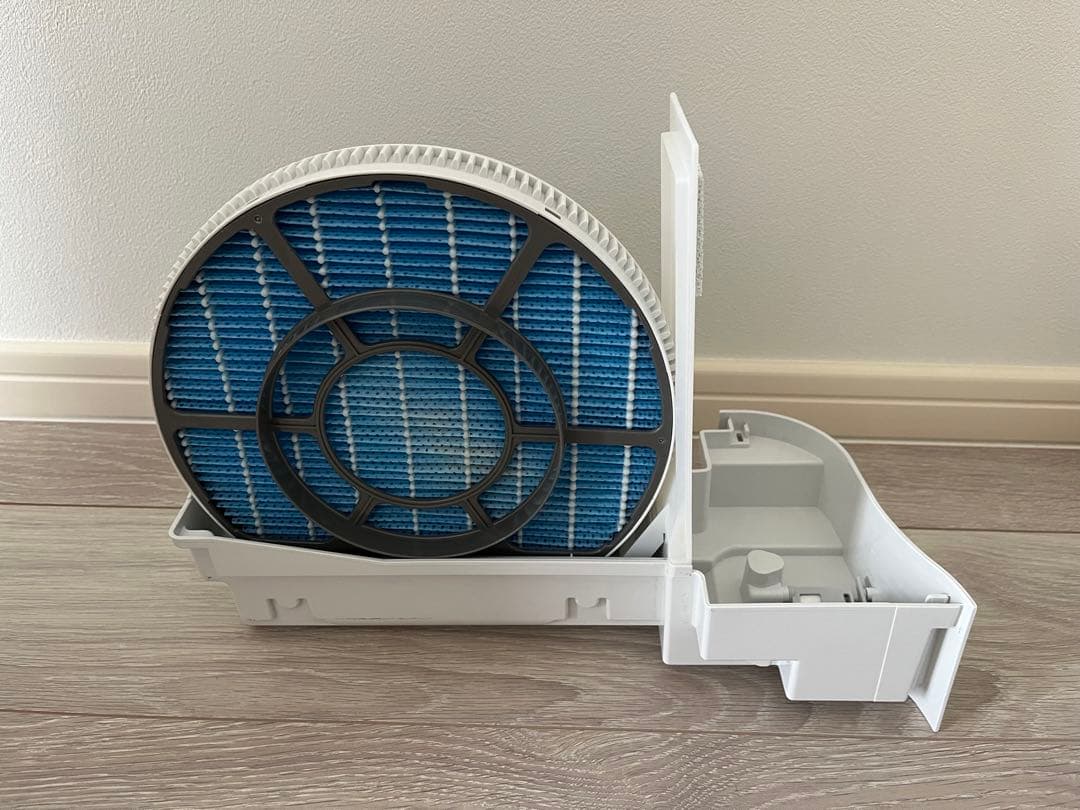 SHARP シャープ　空気清浄機　加湿器　　KC-R50-W 23畳 2023年