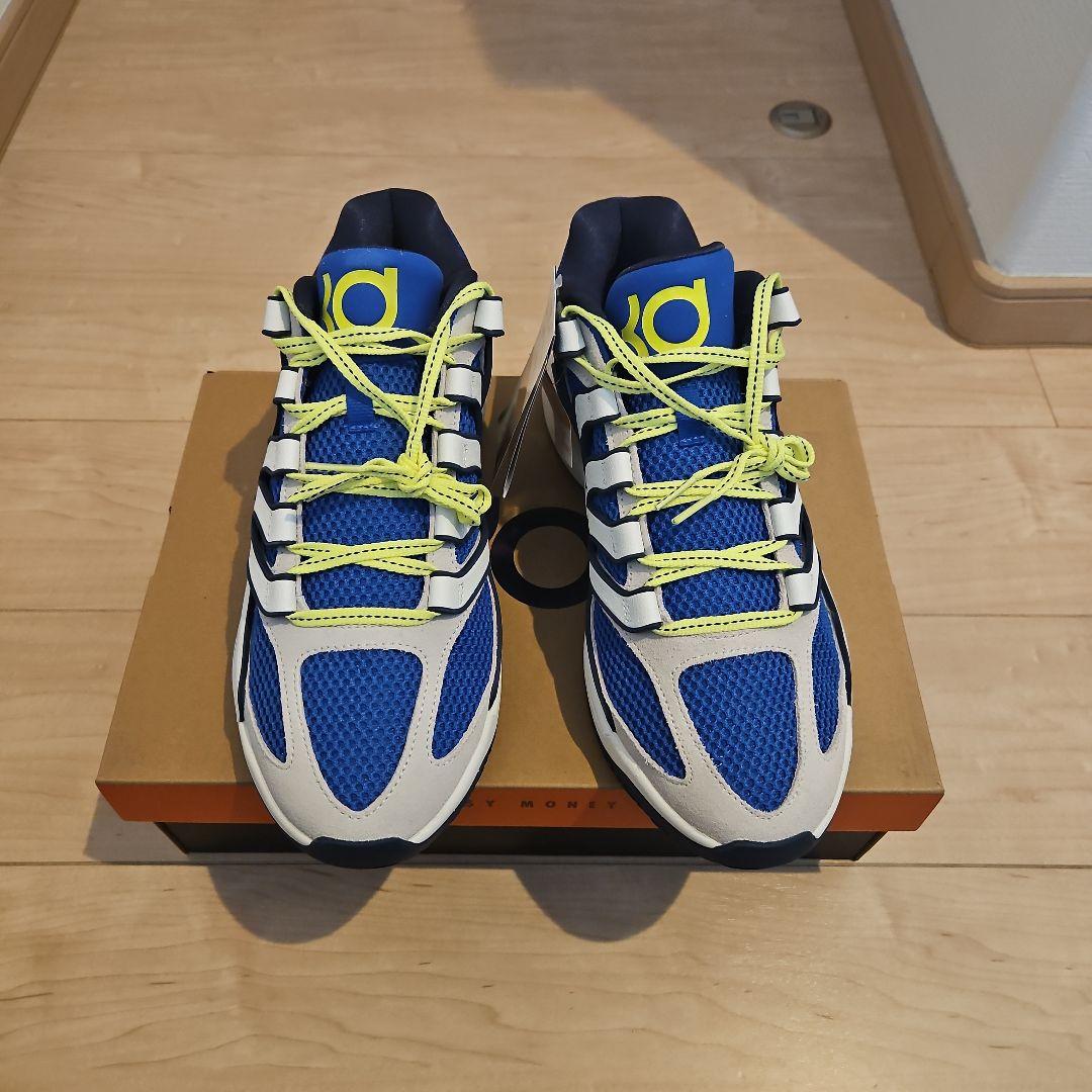 NIKE　KD18EP　バスケットボールシューズ ホワイト/ブルー/イエロー