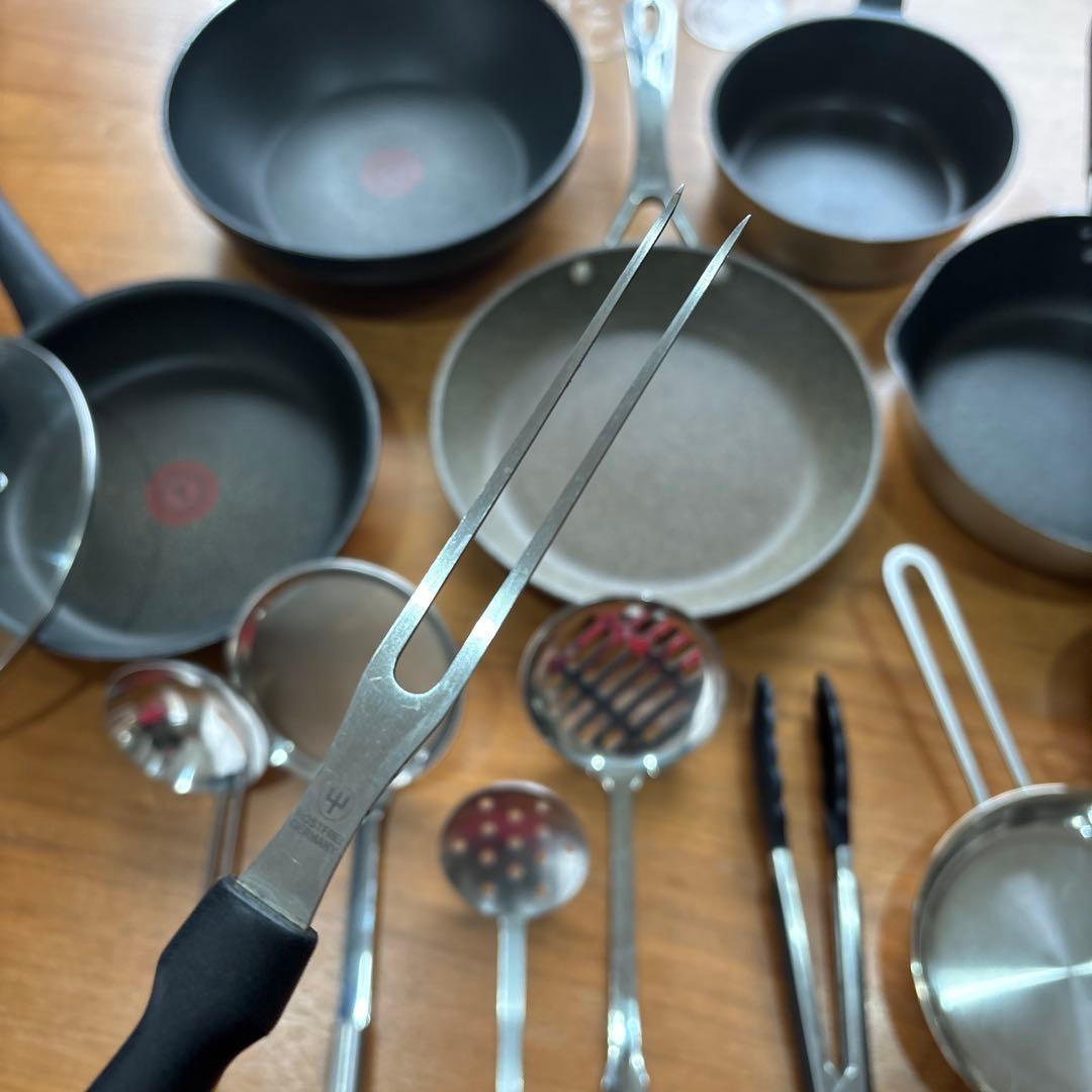 A*Q様 【中古・豪華まとめ売り】T-fal 等　フライパン　セット売りきり　ア