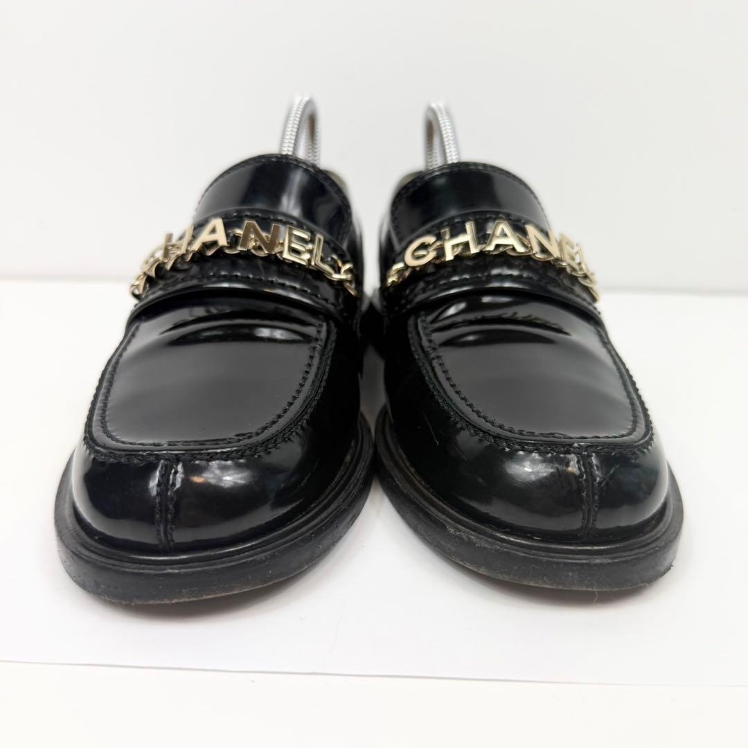 CHANEL エナメル ローファー シャネル Cocoロゴ 【36 1/2】