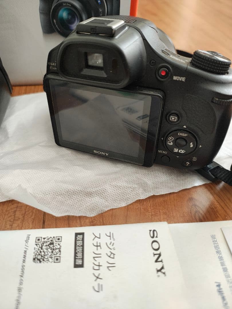 ほぼ新品　SONY Cyber−Shot DSC-HX400V　別売りケース付き