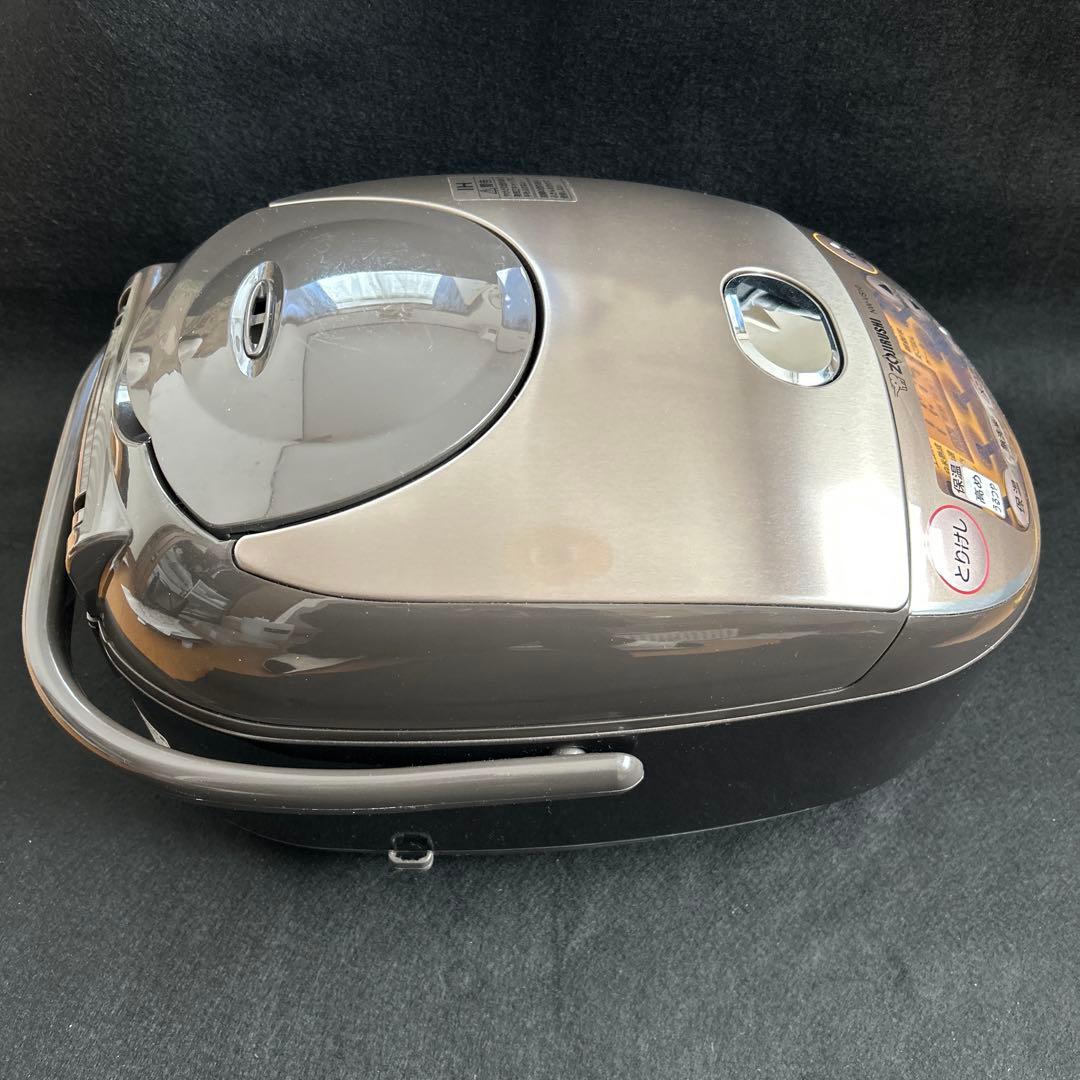 【美品】象印 NW-VS10 IH 炊飯器 プラチナ厚釜 2023年製