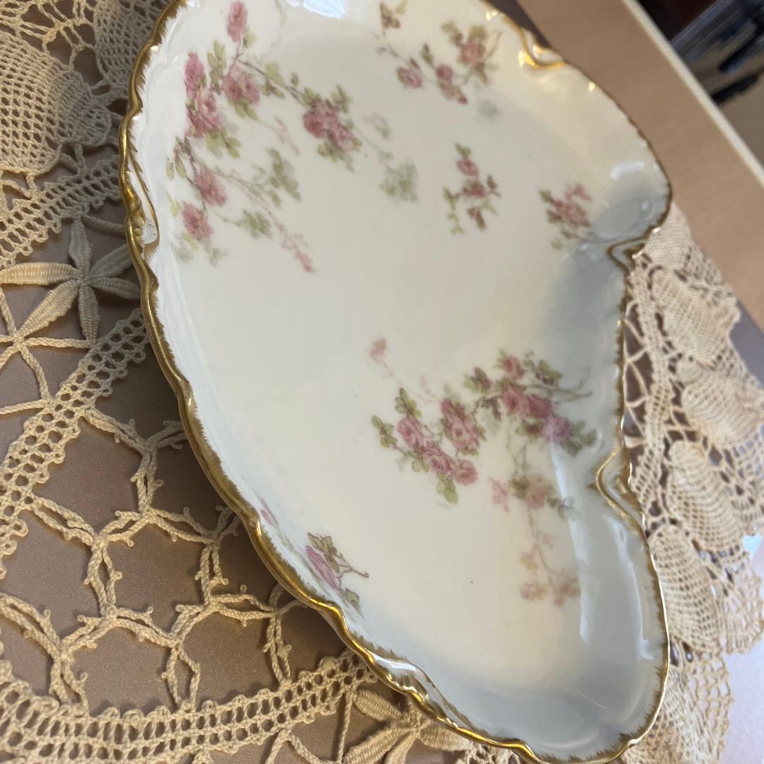 フランスアンティーク　アヴィランド　薔薇柄クレセント皿